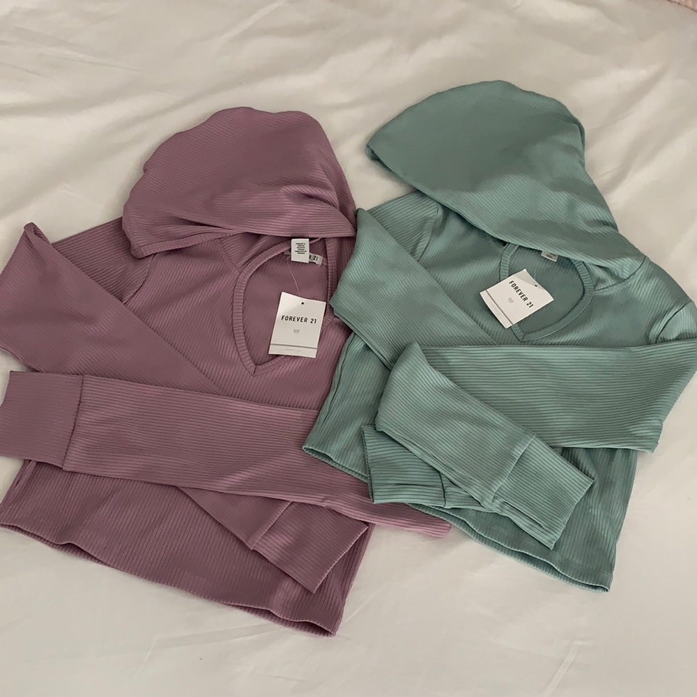 Hooded Ribbed Active Crop Tops